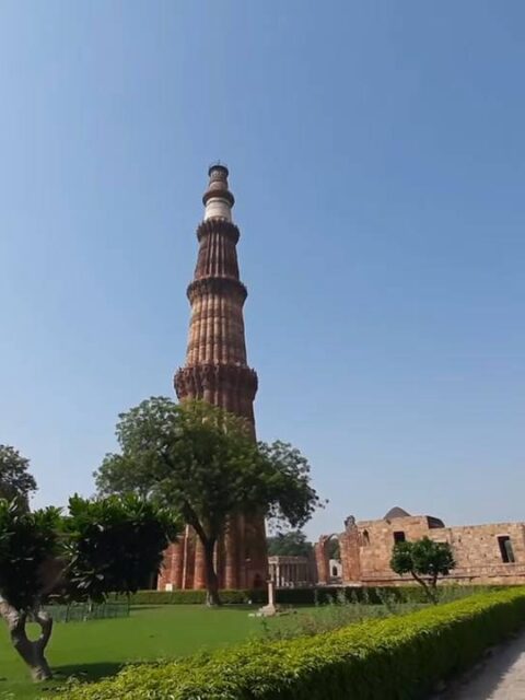 Must Visit the Qutub Minar in Delhi